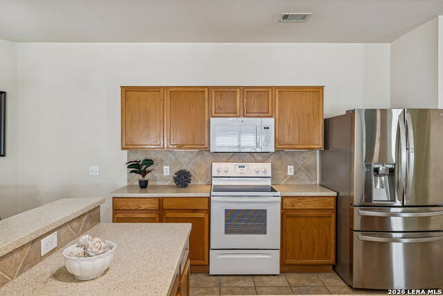 Image 6 of 34 For 10319 Grand Club