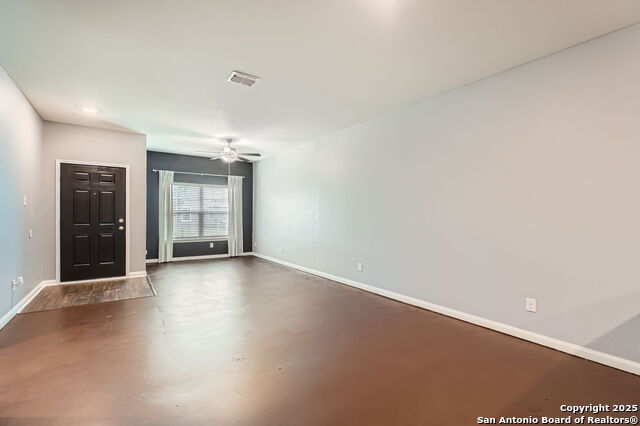 Image 8 of 31 For 11846 Latour Vly