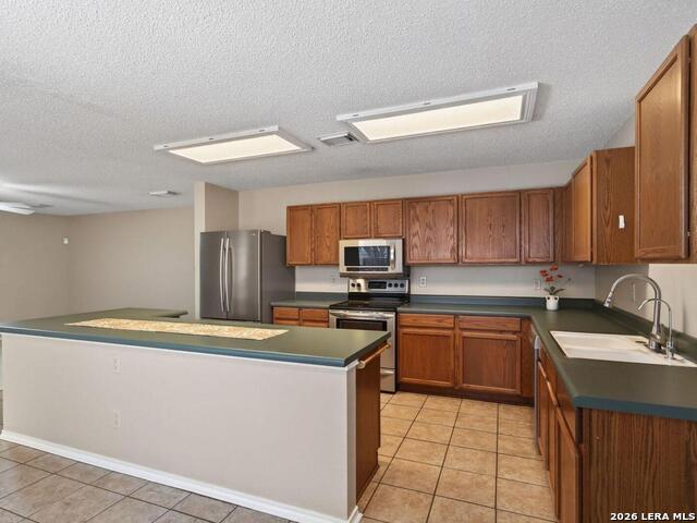 Image 15 of 30 For 2566 Ashley Oak