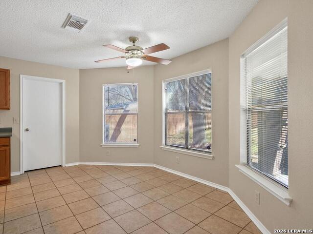 Image 18 of 30 For 2566 Ashley Oak