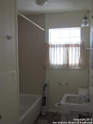 Image 7 of 12 For 4111 Stapper Rd