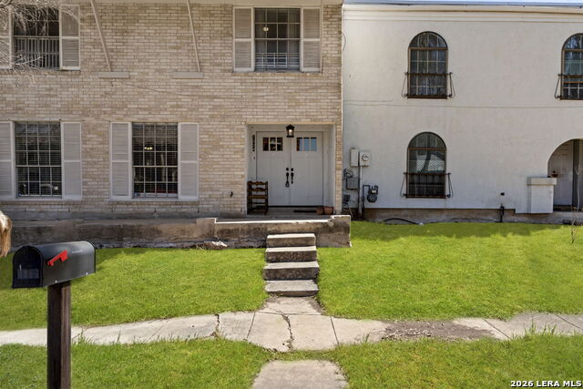 Image 3 of 37 For 1324 Klondike