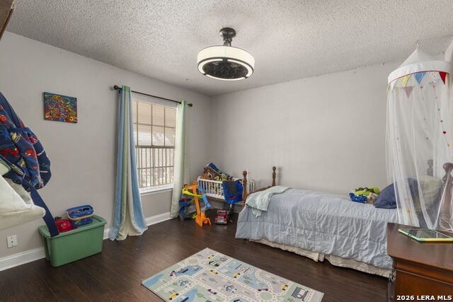 Image 30 of 37 For 1324 Klondike