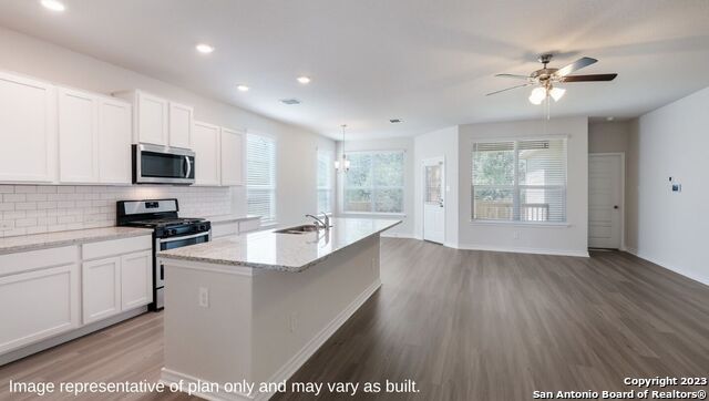 Image 4 of 54 For 4813 Coral Bluffs