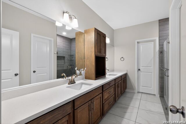 Image 18 of 30 For 411 John Irving