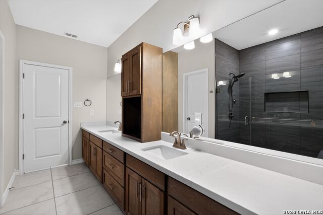 Image 19 of 30 For 411 John Irving