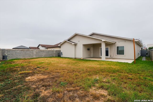 Image 29 of 30 For 411 John Irving