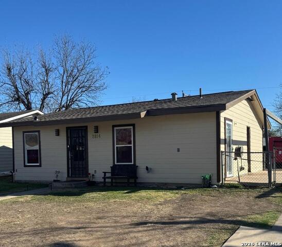 Image 2 of 13 For 2814 Mosscircle Dr.