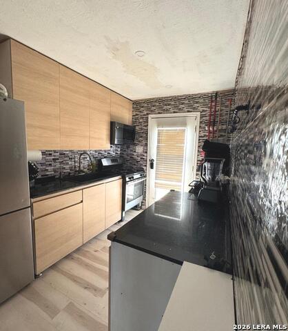 Image 6 of 13 For 2814 Mosscircle Dr.