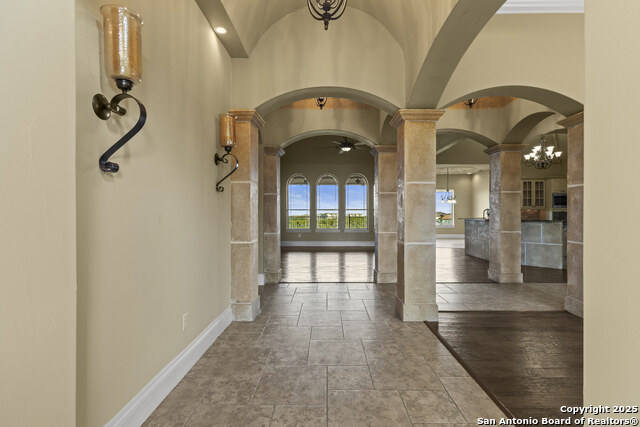 Image 10 of 64 For 8514 Terra Mont