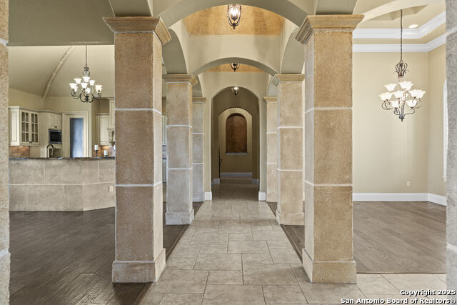 Image 11 of 64 For 8514 Terra Mont