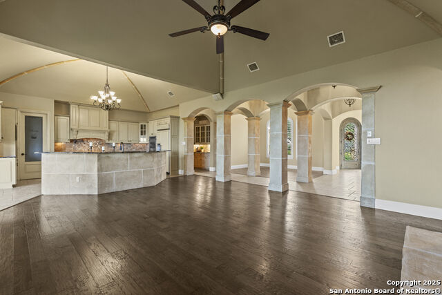 Image 16 of 64 For 8514 Terra Mont