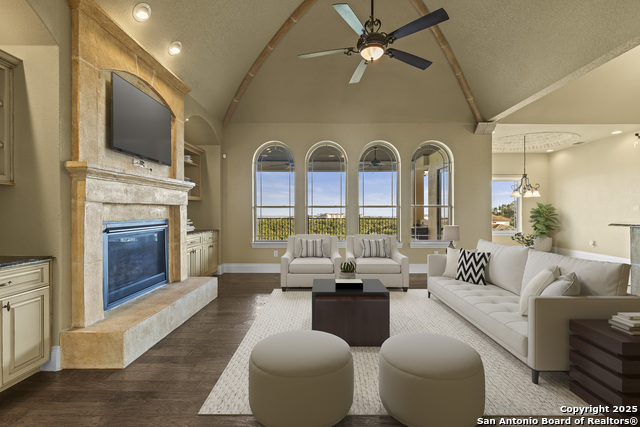 Image 18 of 64 For 8514 Terra Mont