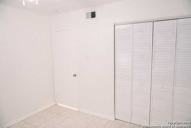 Image 10 of 29 For 1379 Oblate Dr