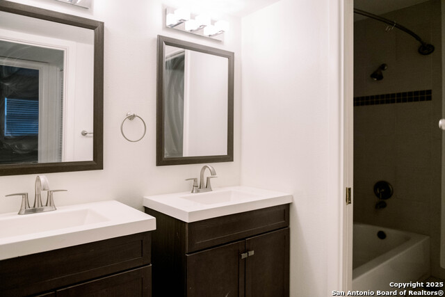 Image 12 of 29 For 1379 Oblate Dr