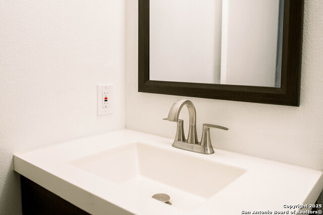 Image 13 of 29 For 1379 Oblate Dr