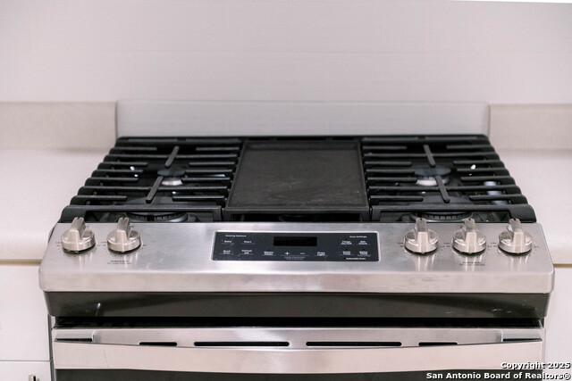 Image 21 of 29 For 1379 Oblate Dr