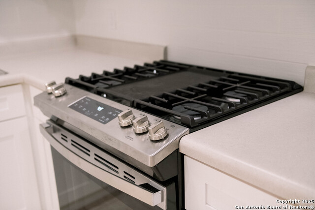 Image 22 of 29 For 1379 Oblate Dr