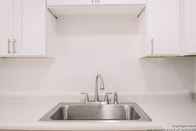 Image 23 of 29 For 1379 Oblate Dr