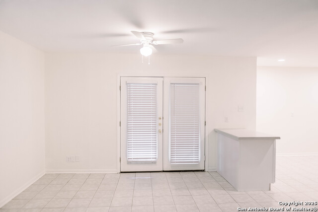 Image 25 of 29 For 1379 Oblate Dr