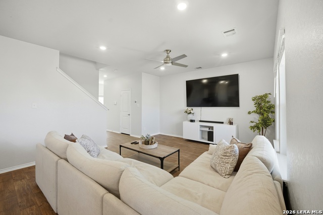 Image 12 of 26 For 4503 Felsite