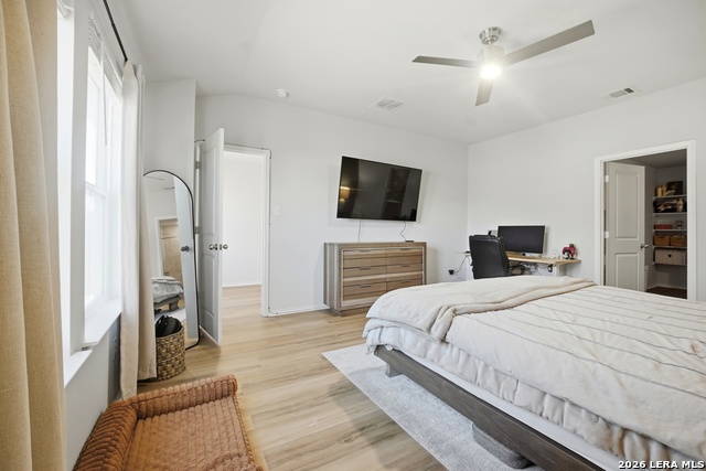 Image 19 of 26 For 4503 Felsite