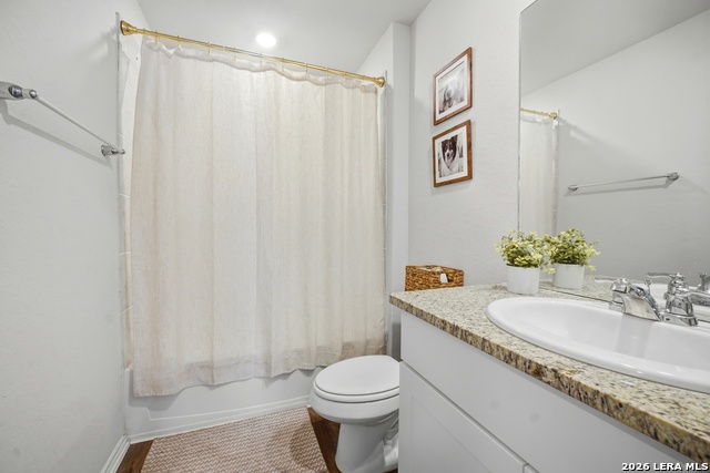 Image 20 of 26 For 4503 Felsite