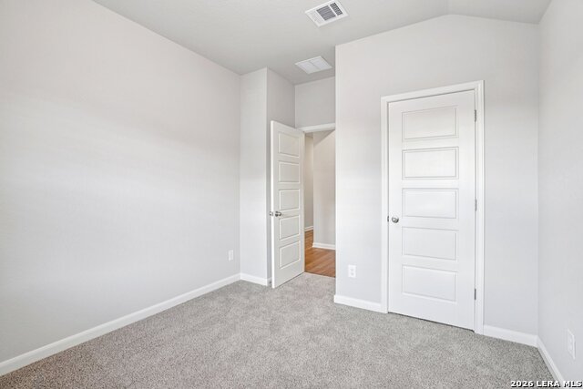 Image 15 of 50 For 9923 Medicine Hat