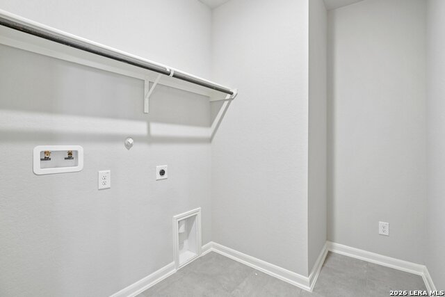 Image 25 of 50 For 9923 Medicine Hat