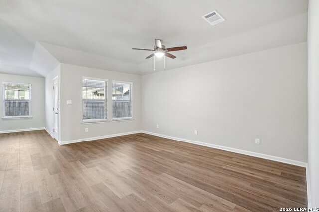 Image 6 of 50 For 9923 Medicine Hat