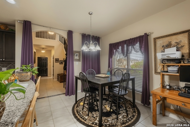 Image 8 of 44 For 11310 White Tip