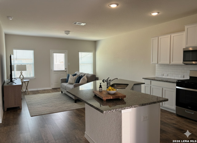 Image 3 of 31 For 514 Diamond Shoals