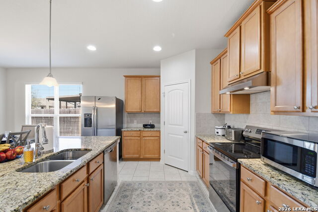 Image 11 of 40 For 756 Morgans  