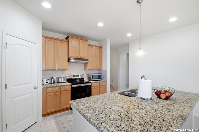 Image 12 of 40 For 756 Morgans  