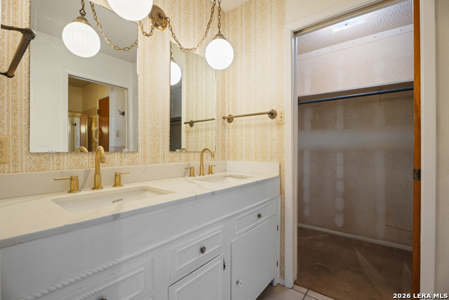 Image 13 of 31 For 8535 Norwich