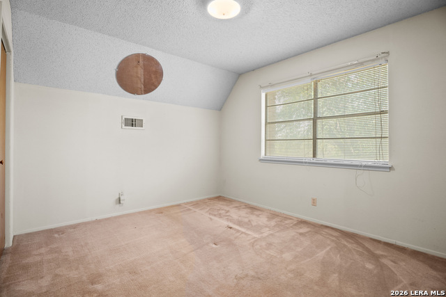 Image 16 of 31 For 8535 Norwich