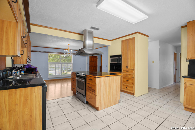 Image 6 of 31 For 8535 Norwich