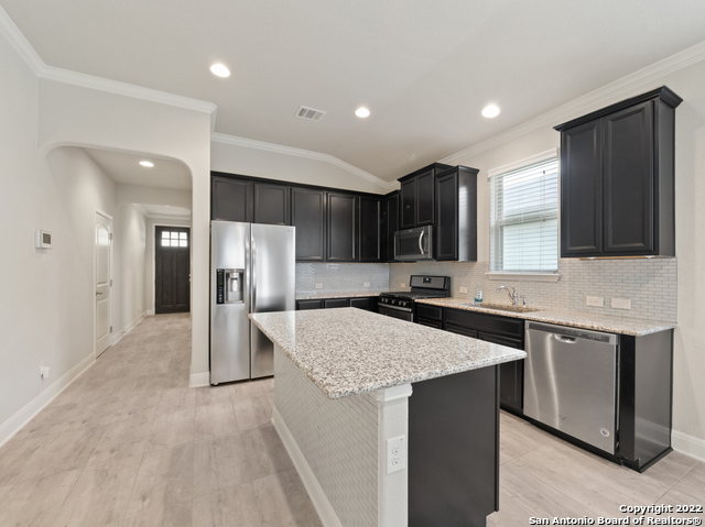 Image 11 of 31 For 12619 Delcia Trl