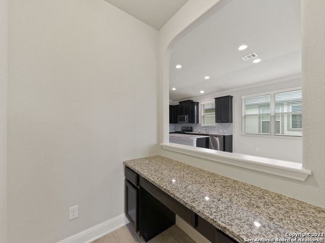 Image 19 of 31 For 12619 Delcia Trl