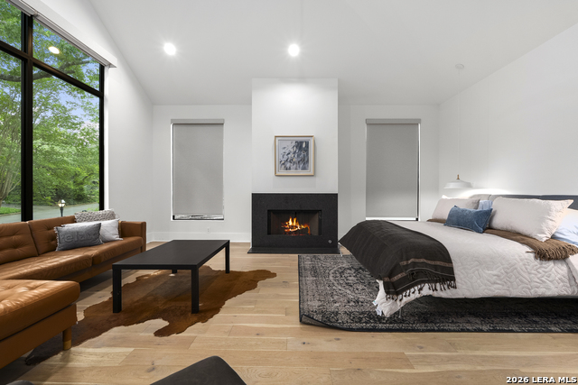 Image 19 of 39 For 119 Grant Ave