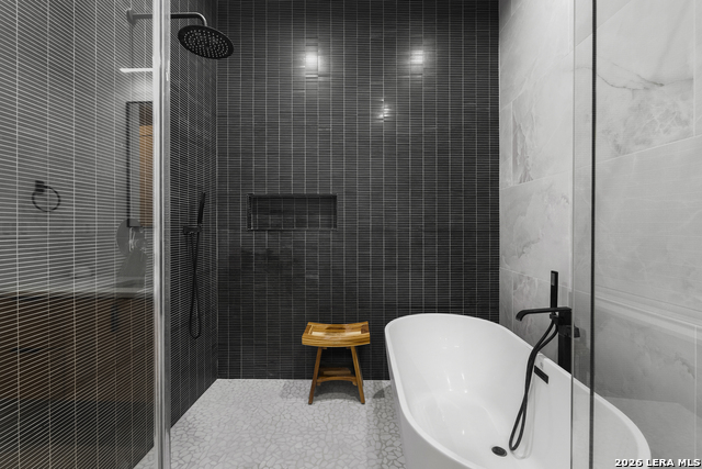 Image 23 of 39 For 119 Grant Ave