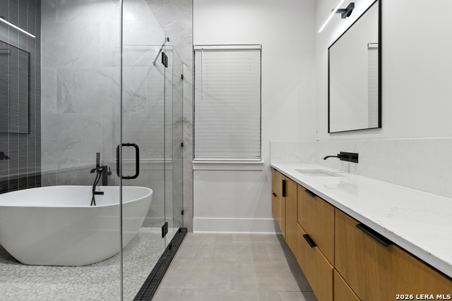 Image 24 of 39 For 119 Grant Ave