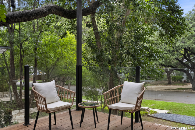 Image 27 of 39 For 119 Grant Ave