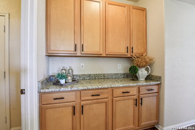 Image 28 of 75 For 530 Mesa Loop