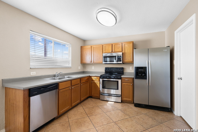 Image 15 of 39 For 11706 Arbor Mesa