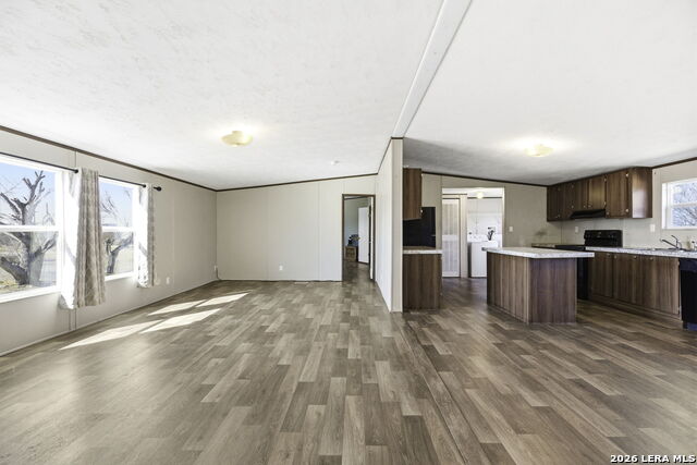 Image 7 of 26 For 393 County Road 5719 W