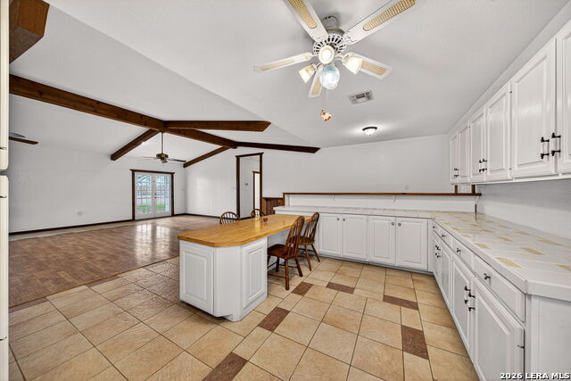 Image 15 of 39 For 421 Coughran