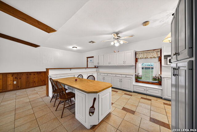 Image 16 of 39 For 421 Coughran