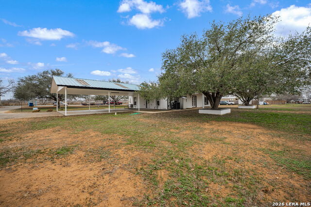 Image 32 of 39 For 421 Coughran