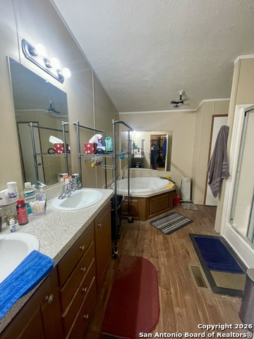 Listing photo id 13 for 1635 Terrell